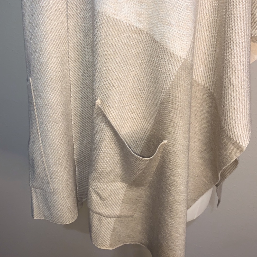 La Fiorentina Wrap One Size in Oatmeal/Beige color - Picture 6 of 9